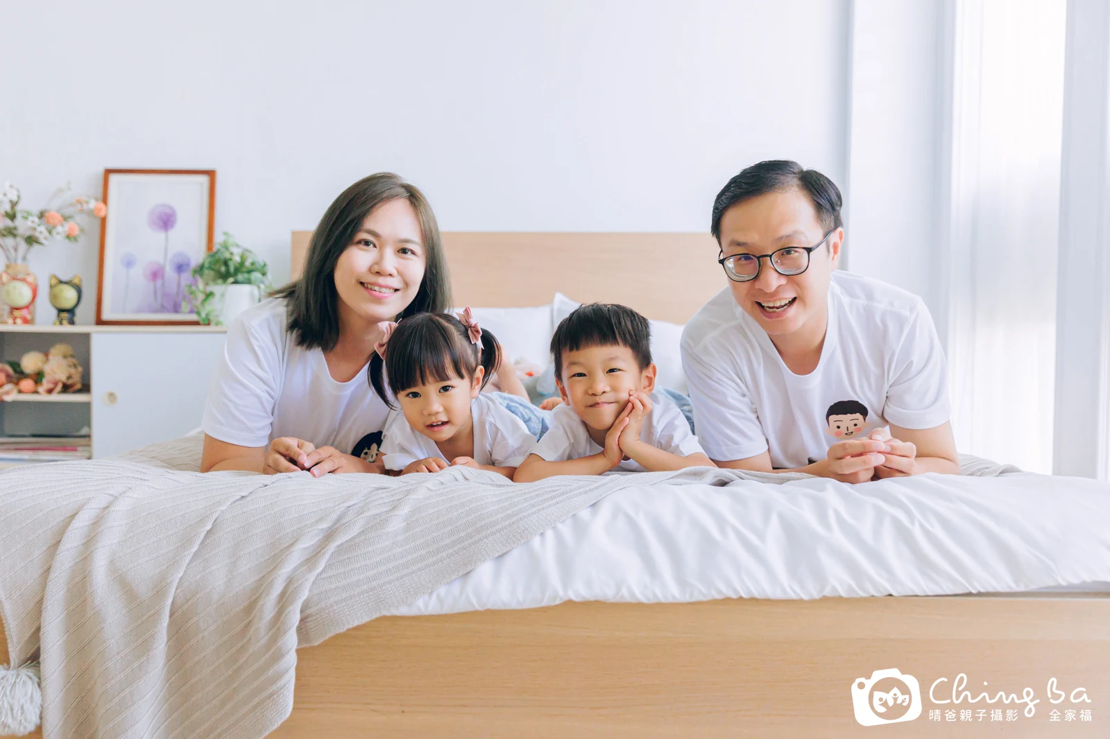 棚內親子寫真作品照｜2025 年夏季｜晴爸親子攝影