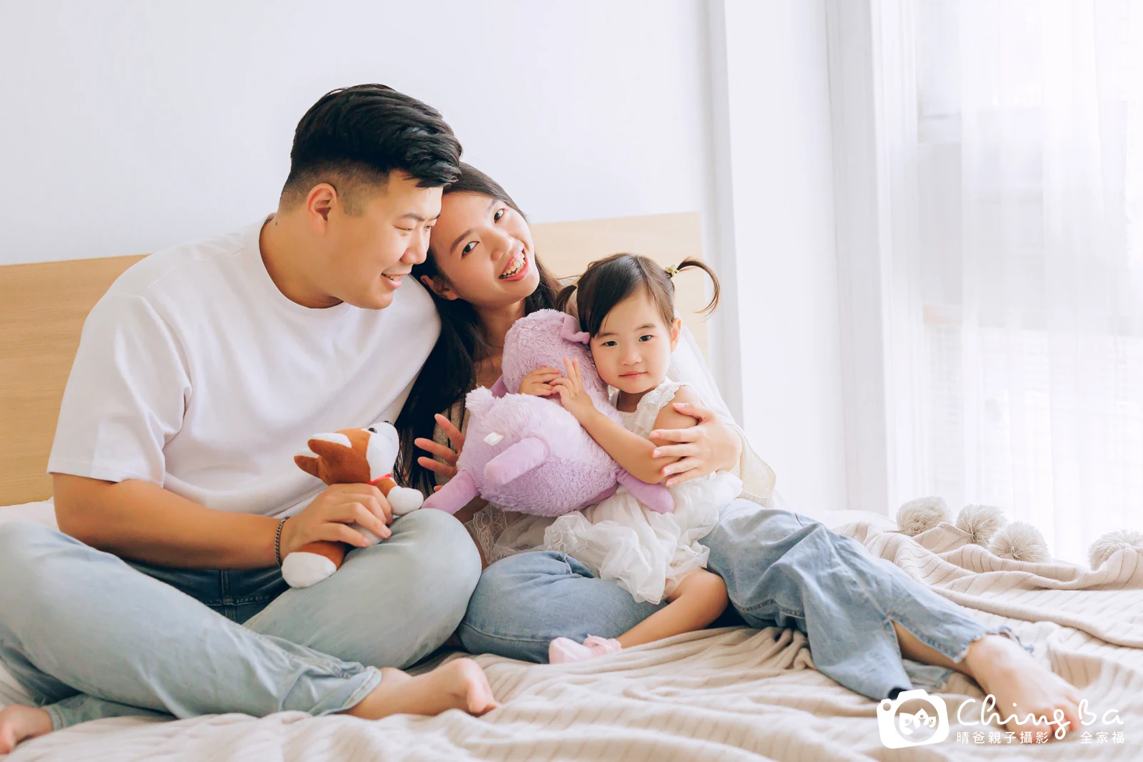 棚內親子寫真作品照｜2023 年冬季｜晴爸親子攝影
