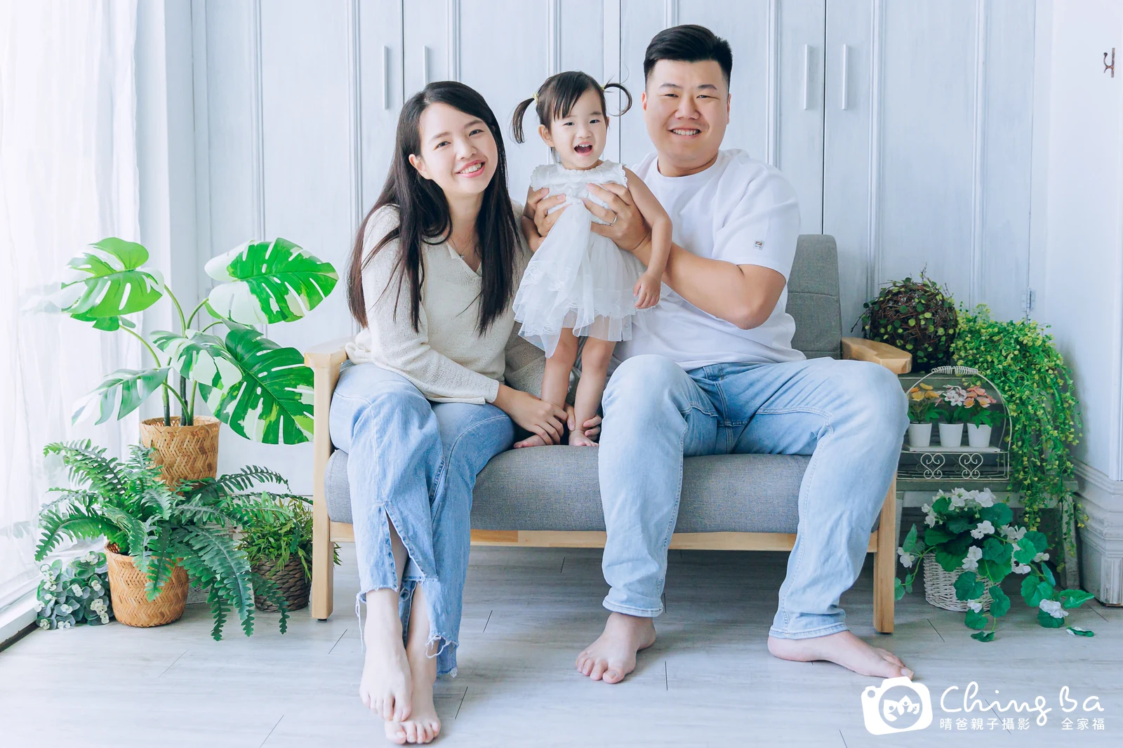 棚內親子寫真作品照｜2023 年冬季｜晴爸親子攝影