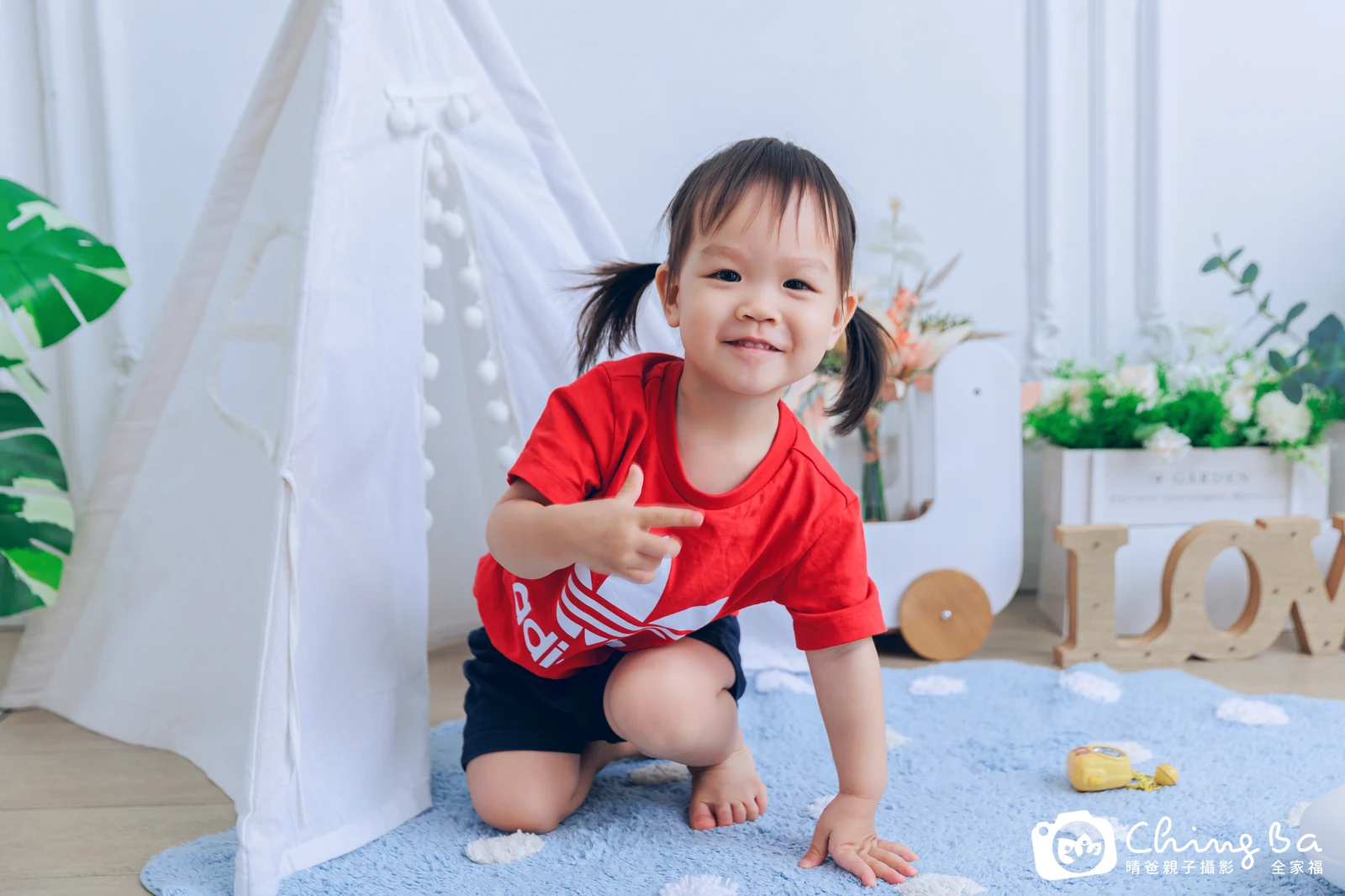 棚內親子寫真作品照｜2025 年夏季｜晴爸親子攝影