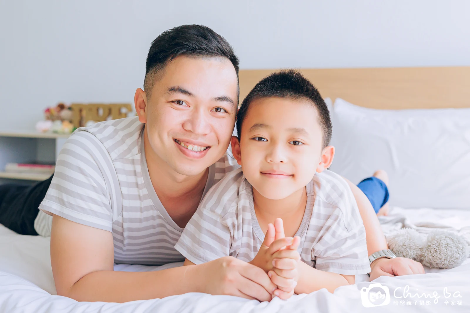 棚內親子寫真作品照｜2022 年冬季｜晴爸親子攝影