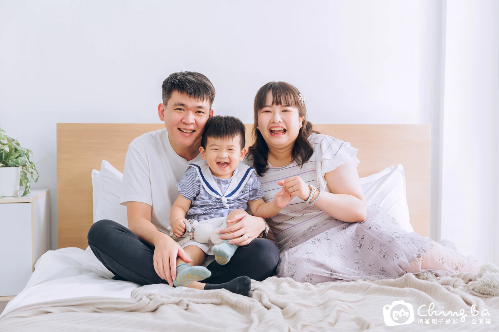 棚內親子寫真作品照|2025 年秋季|晴爸親子攝影