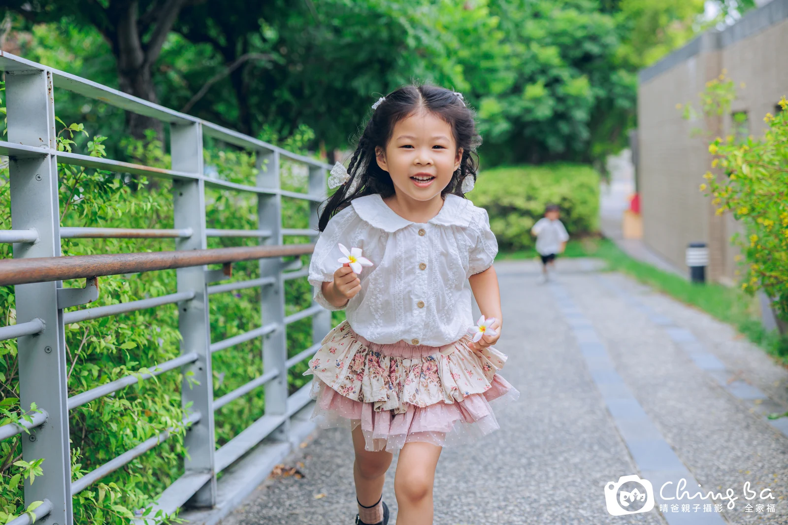 戶外親子寫真作品｜2026 年夏季｜晴爸親子攝影